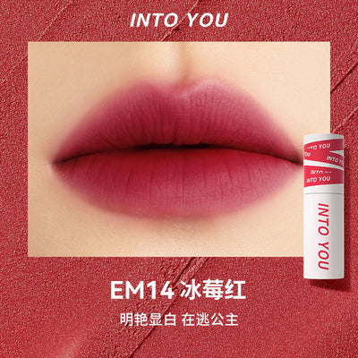 【自营】INTOYOU心慕与你 女主角唇泥雾面丝绒哑光唇釉口红 EM14冰莓红色 唇颊两用